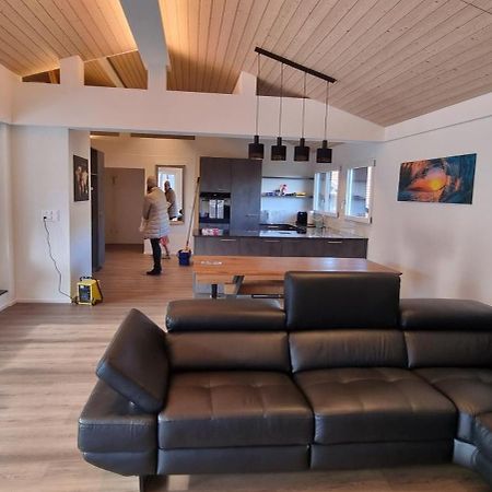 Mountain - Lake Apartement 1 Wilderswil Bagian luar foto
